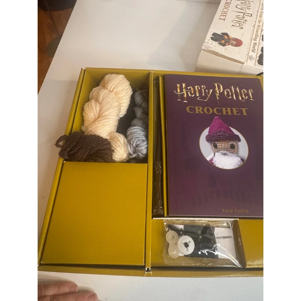 Harry Potter Crochet Craft Kit Open Box Complete With Wand Needle Amigurumi Set‎